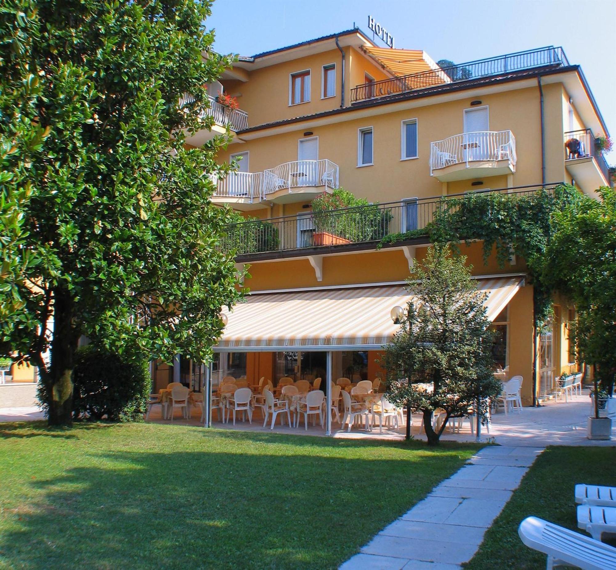 Hotel Bisesti ***S Garda  Exterior foto