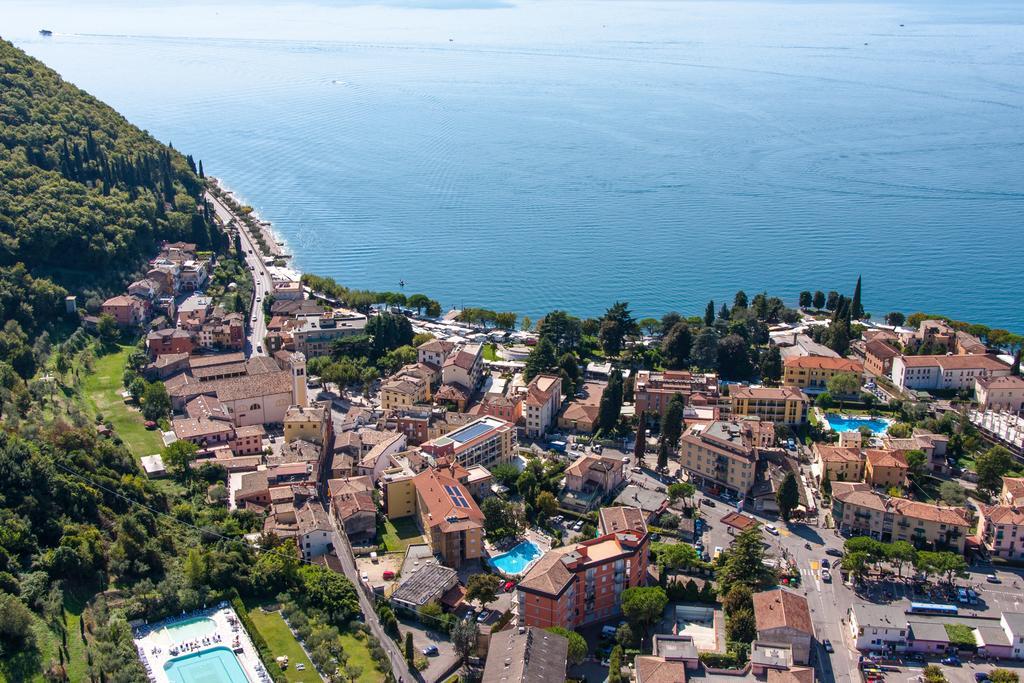 Hotel Bisesti ***S Garda  Exterior foto