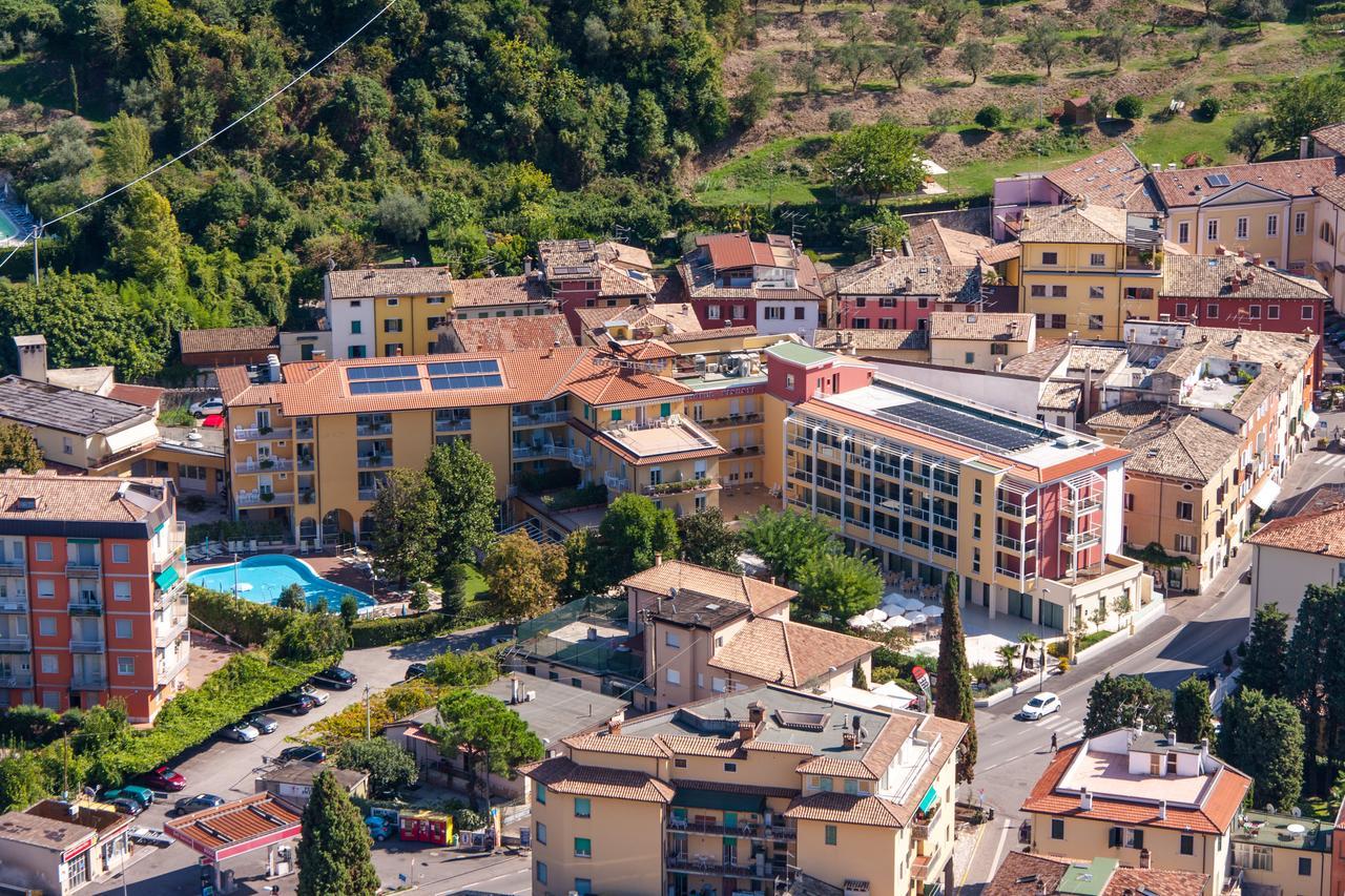 Hotel Bisesti ***S Garda  Exterior foto